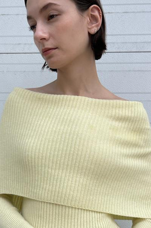 Ribbed Cape Sweater in Pale Yellow – Des Kohan