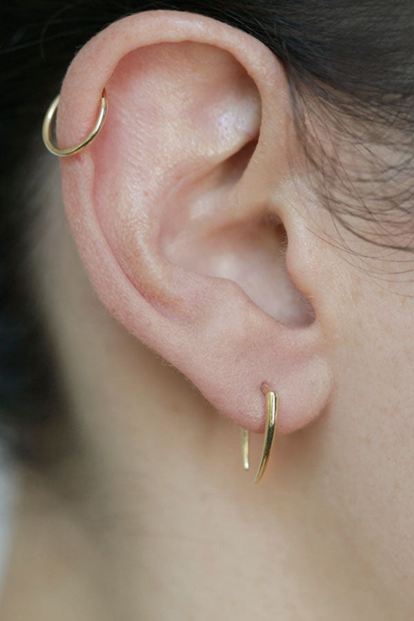 Infinite Tusk Earring – Des Kohan