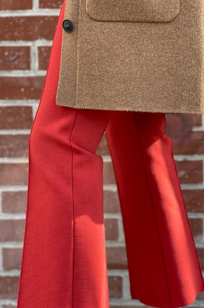 Kick Stretch-Cotton Pants In Burnt Red – Des Kohan