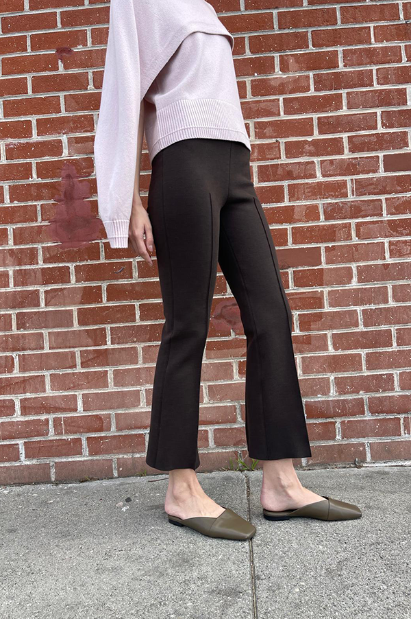 Kick Stretch-Cotton Pants in Subtle Jacquard Cocoa