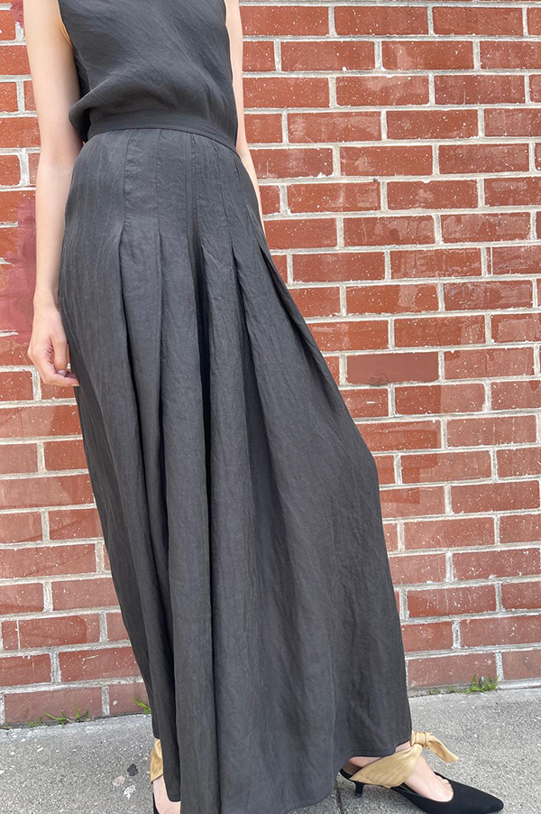 Dusan Pleated Wide Leg Pants in Black