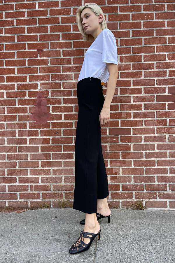 Straight Cropped Pants in Black