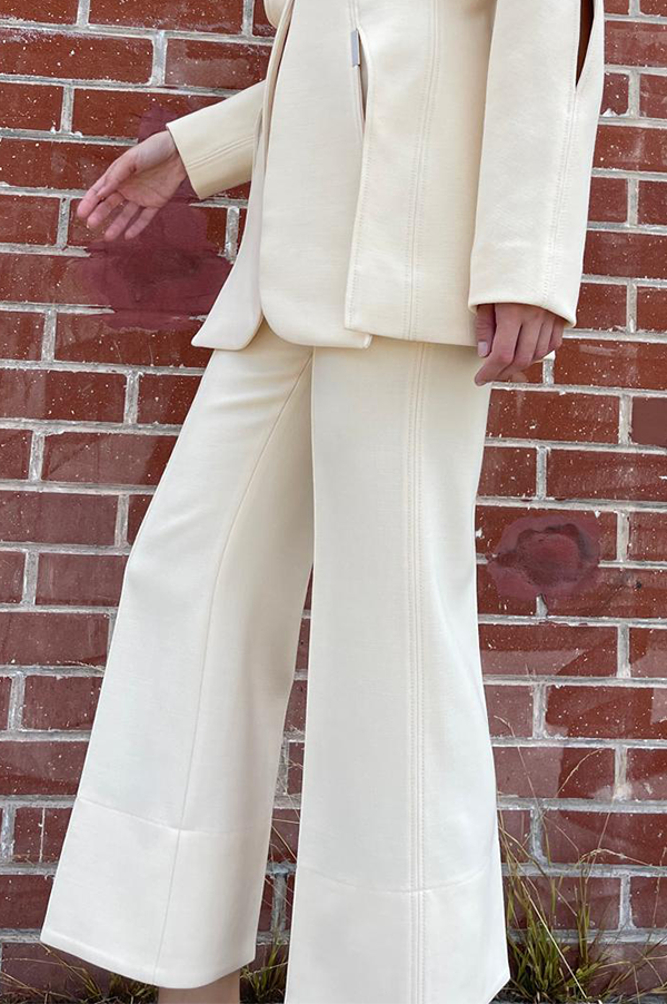 Straight Cropped Pants in Cream